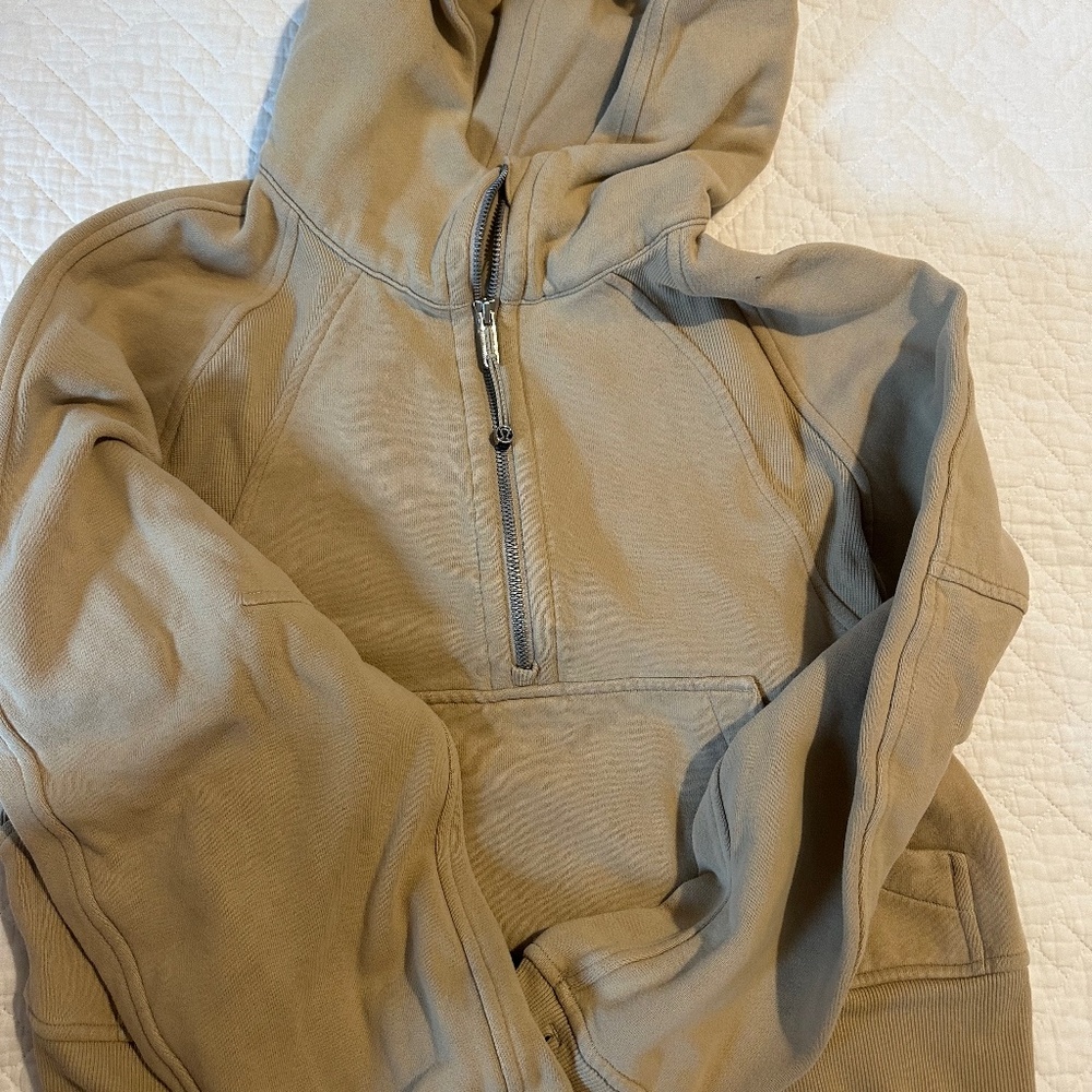 Lululemon Beige Scuba Half Zip